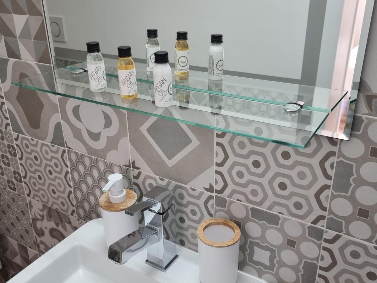 Giulia Butterfly Apartment Бетоле Екстериор снимка